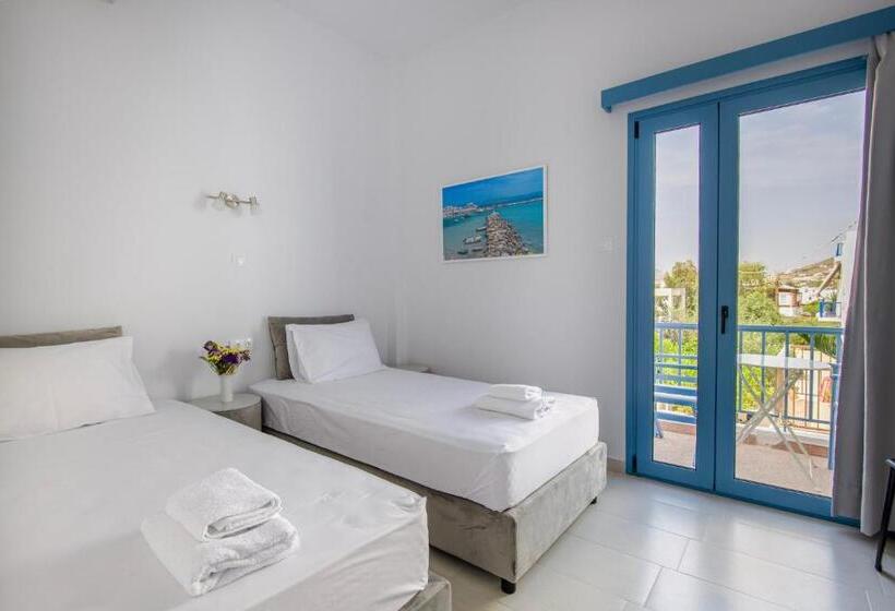 Номер Стандарт с Балконом, Porto Bello Di Paros