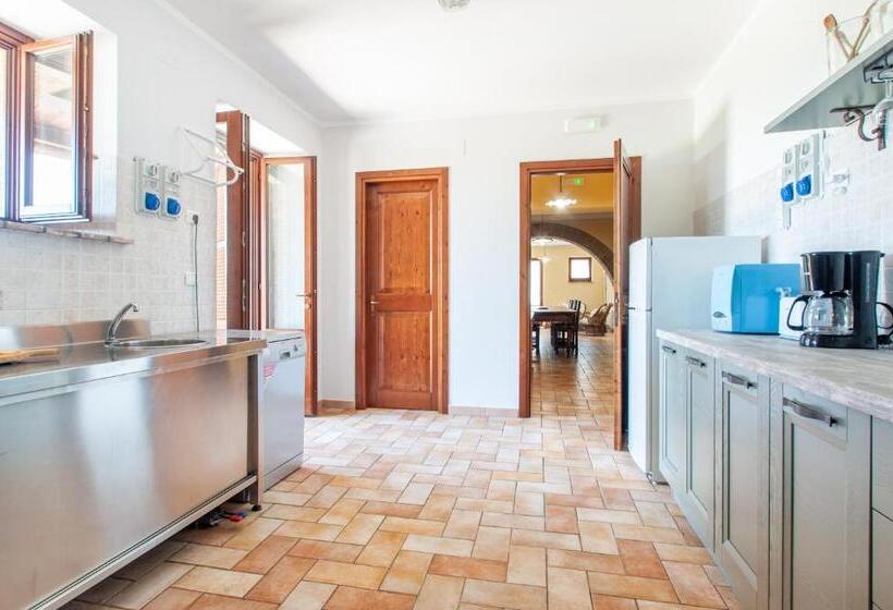 ویلای یک اتاق خوابه با استخر شنا, Agriturismo La Macinara