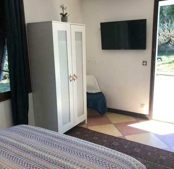 اتاق استاندارد با چشم‌انداز باغ, Chambre Olivier