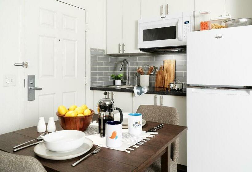 Студия Superior, Intown Suites Extended Stay Charlotte Nc  East Independence