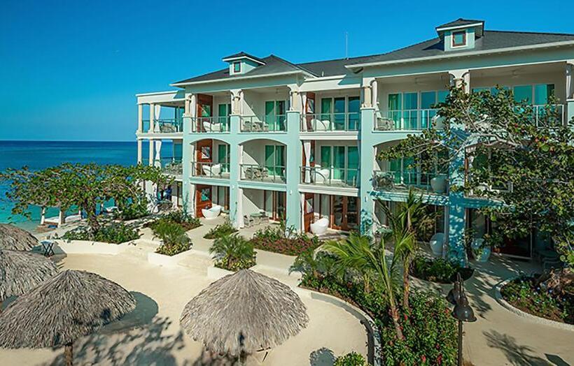 سوئیت رویال, Sandals Royal Caribbean All Inclusive Resort & Private Island   Couples Only