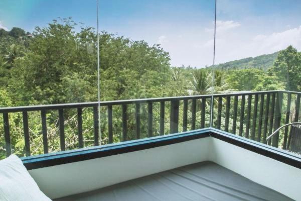 디럭스 룸, The Dearly Koh Tao Hostel Padi 5 Star Dive Resort