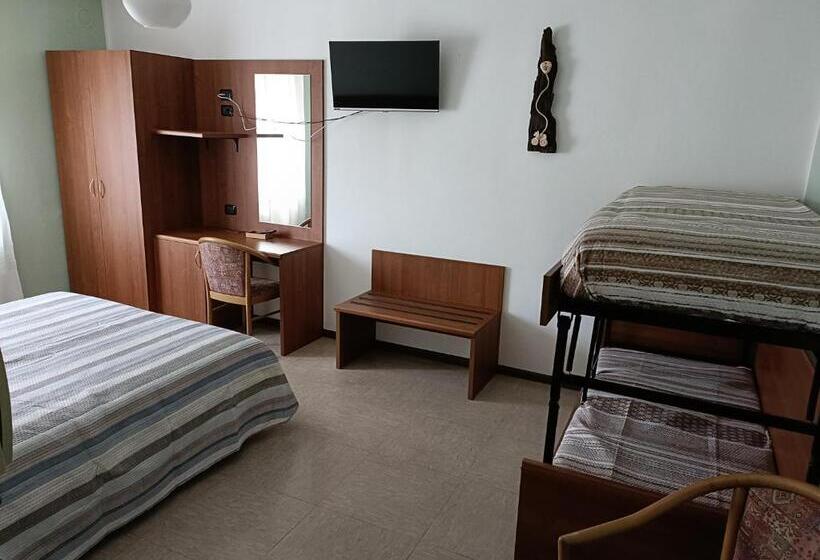 Номер Стандарт, La Maison