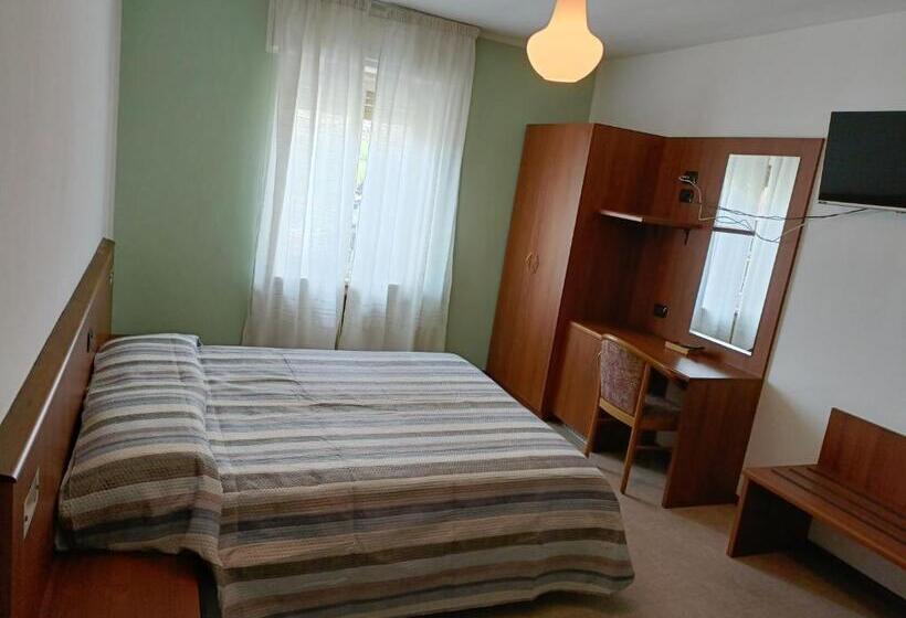 Номер Стандарт, La Maison
