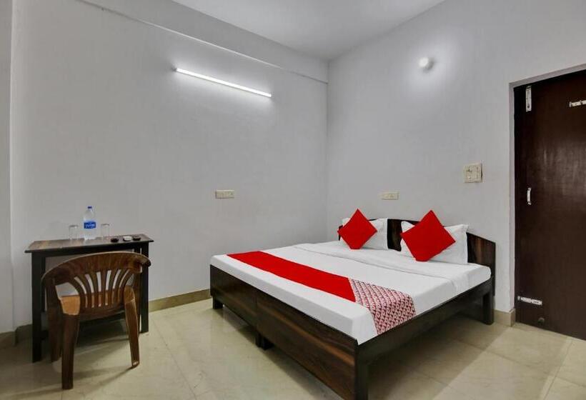 Трехместный Номер Классика, Oyo Flagship 7230  City Inn