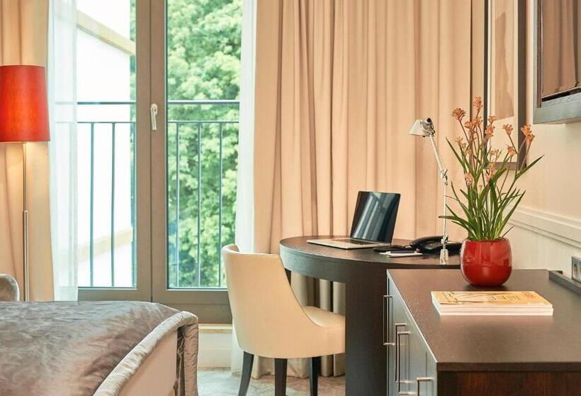 Номер Стандарт Вид на Сад, Dorint Hotel Frankfurt/oberursel