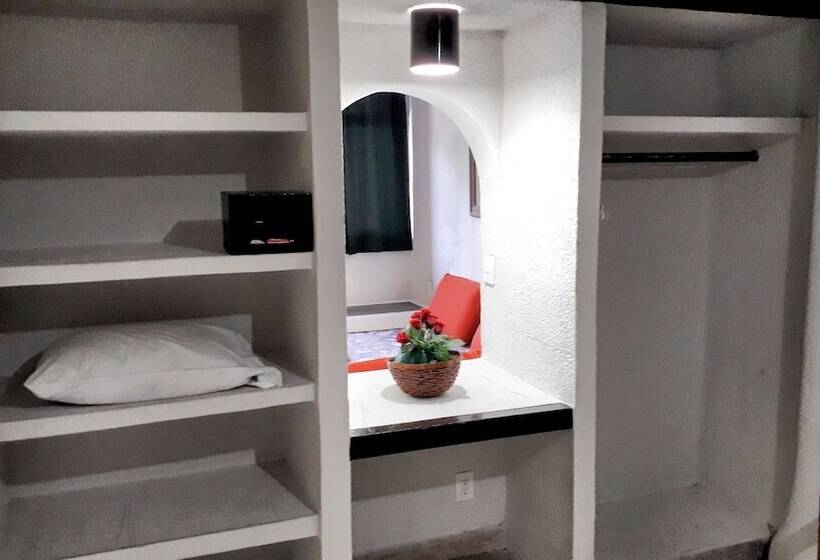 スイート, Solimar Inn Suites