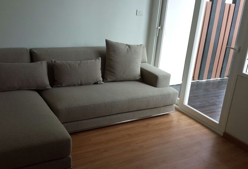 2침실 듀플렉스 아파트, The Privilege Residence