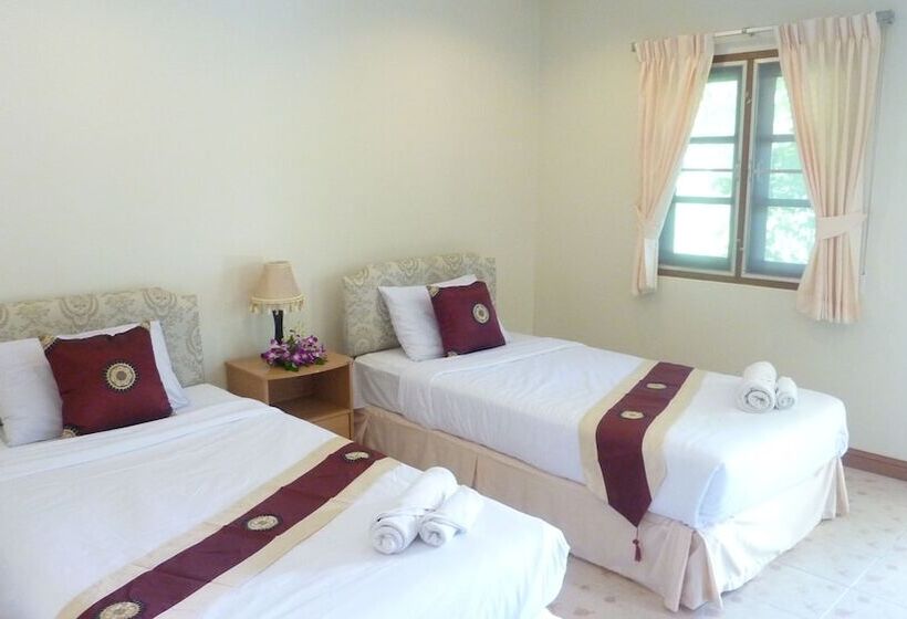 Бунгало Стандарт, Ladda Resort