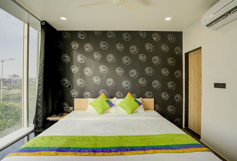 اتاق استاندارد, Treebo Grand Lotus   3 Km From Textile Market