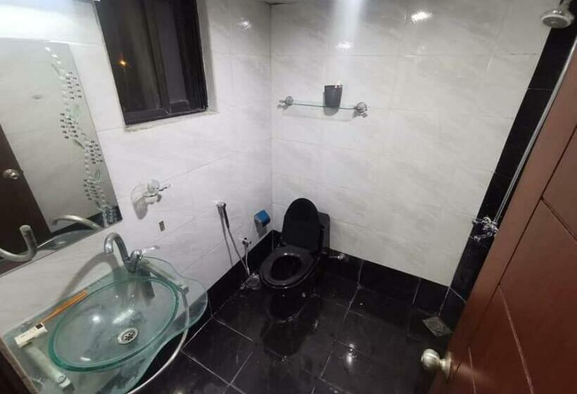 اتاق استاندارد یک نفره, Dream World Guest House