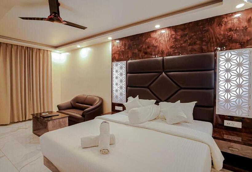 Номер Deluxe, Holiday Beach Resort !! Beach Distance 50 Mts !!