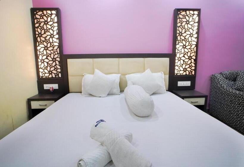 Номер Deluxe, Holiday Beach Resort !! Beach Distance 50 Mts !!