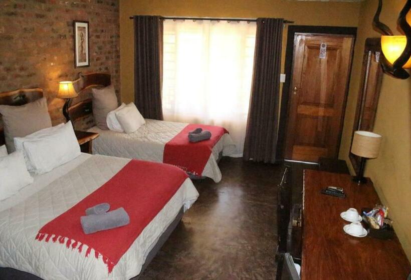 Семейный Номер, Ndlovu Lodge