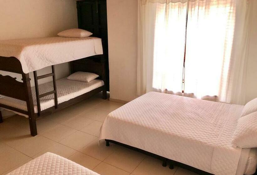 家庭间, Hospedaje Casa Lola