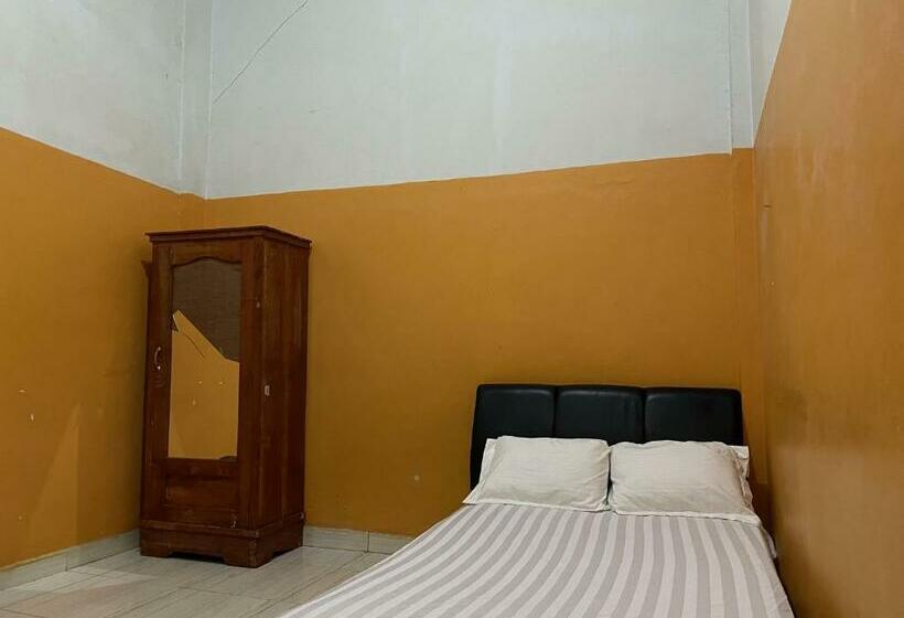 اتاق استاندارد, Spot On 92362 Pondokan Tali Super
