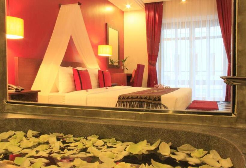 اتاق لوکس با بالکن, Mekong Angkor Deluxe
