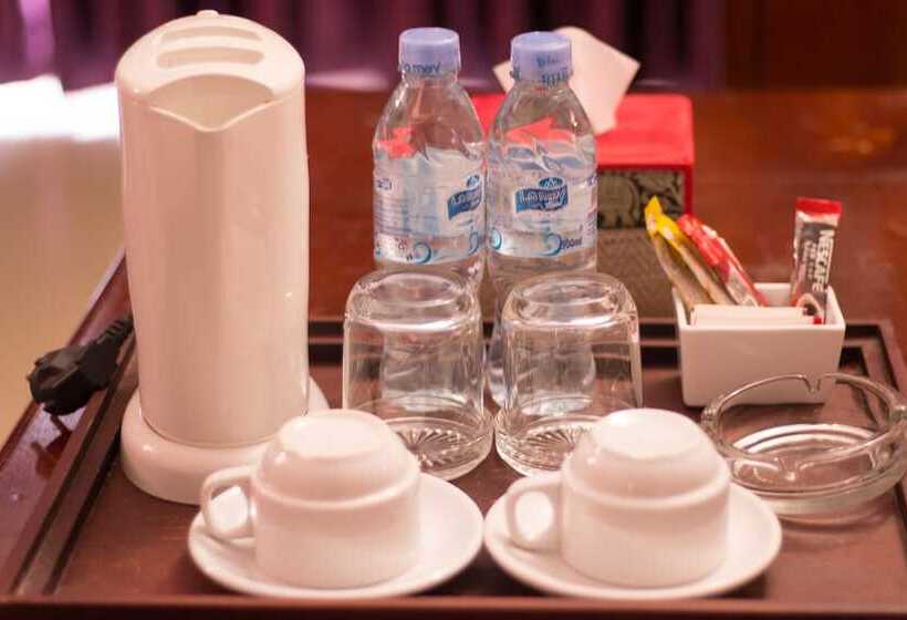 اتاق لوکس سه تخته, Mekong Angkor Deluxe