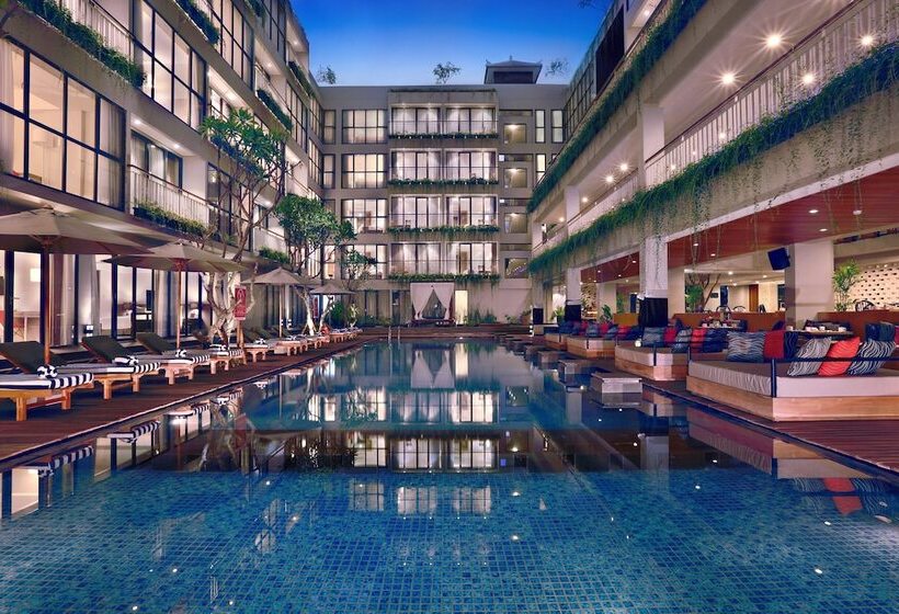 수피리어 룸, Neo+ Kuta Legian By Aston