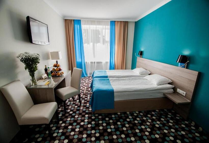 수피리어 룸, Optima Rivne