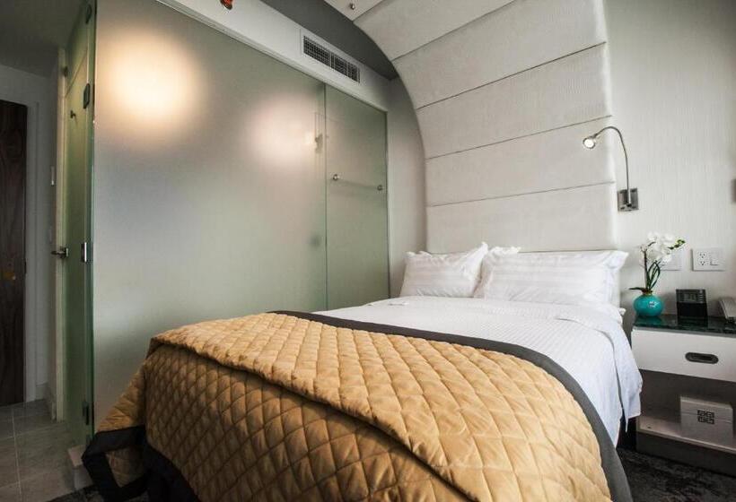 Номер Deluxe Кровать Кинг, Wyndham Garden Brooklyn Sunset Park