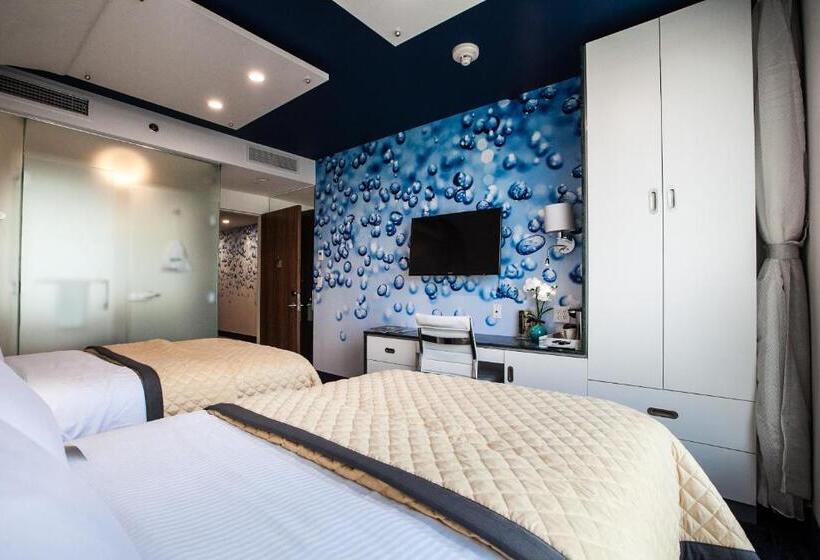 Четырехместный Номер Deluxe, Wyndham Garden Brooklyn Sunset Park