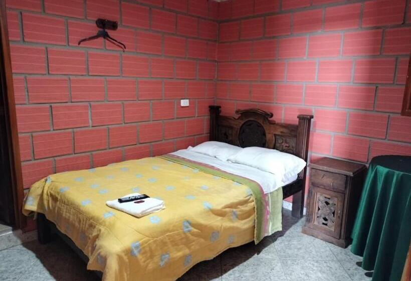 基本间, Casa Hotel Los Faroles  Samaná/caldas