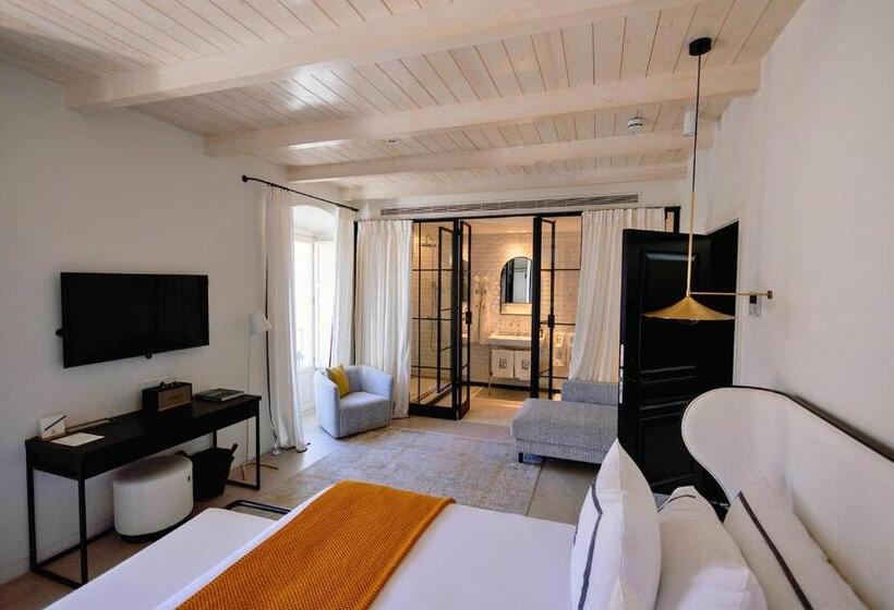 سوییت جونیور, La Fonda Heritage Hotel Luxury, Relais & Châteaux