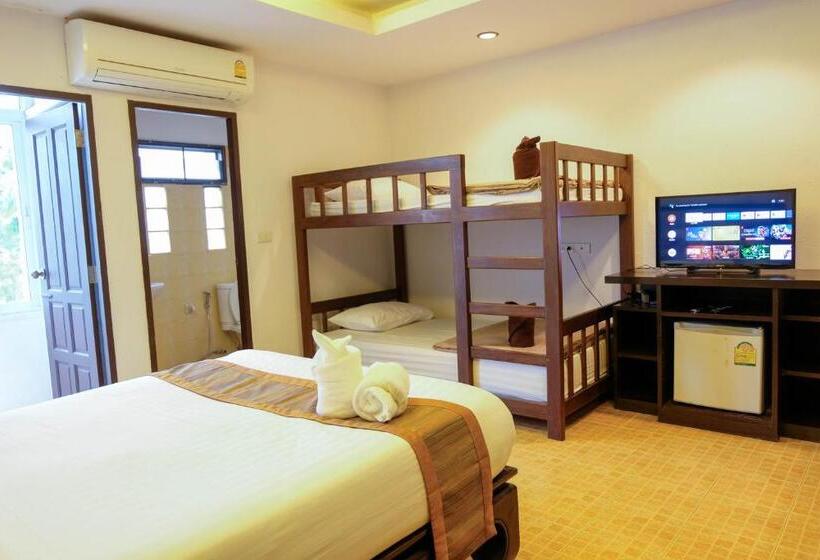 اتاق استاندارد چهار تخته, Arina Boutique Residence