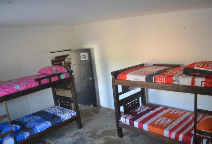 Quarto Familiar, Apartahostal Mafelo