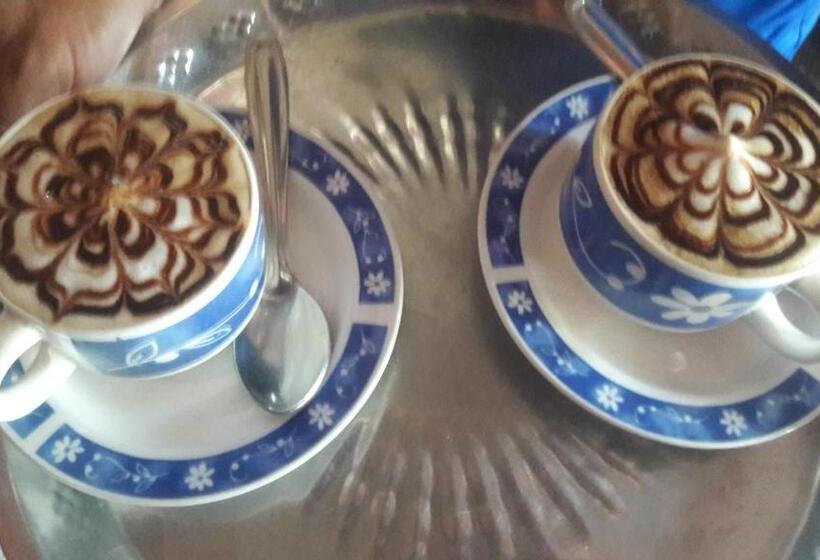 اتاق استاندارد با بالکن, Begnas Coffee House &