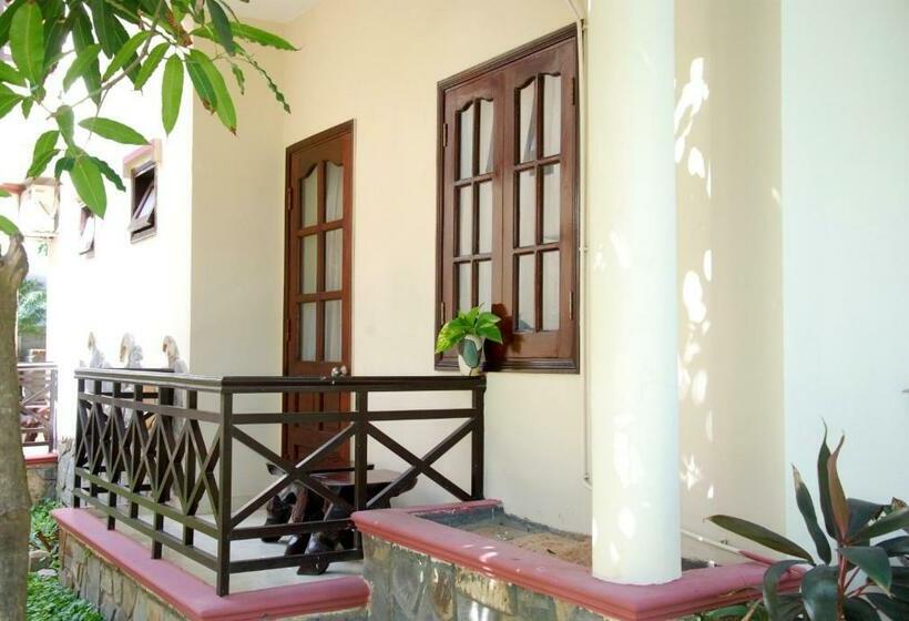 اتاق لوکس, Ocean Star Resort