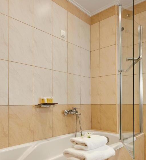 Трехместный Номер Deluxe, Aar Hotel & Spa Ioannina