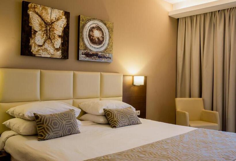 Трехместный Номер Deluxe, Aar Hotel & Spa Ioannina