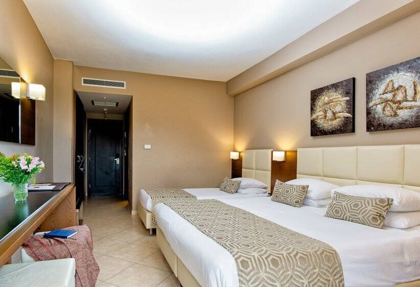 Трехместный Номер Deluxe, Aar Hotel & Spa Ioannina
