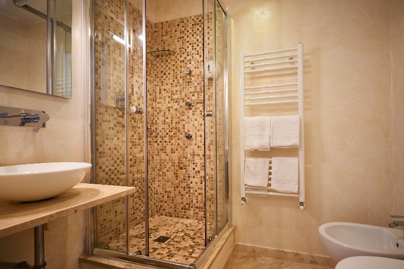 اتاق کلاسیک, B&b Le Stanze Del Duomo