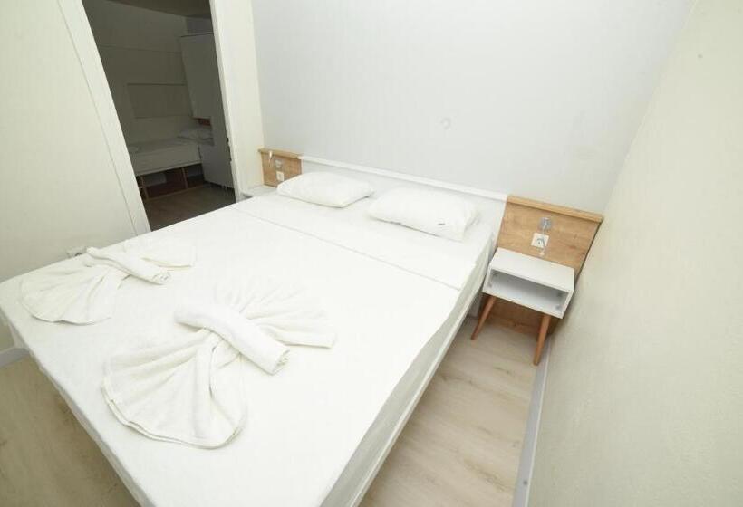 غرفة إقتصادية ثلاثية, Limonata Otel Assos