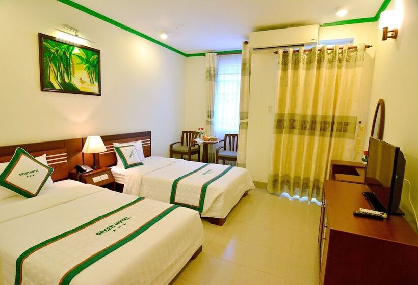 Superior Triple Room, Green