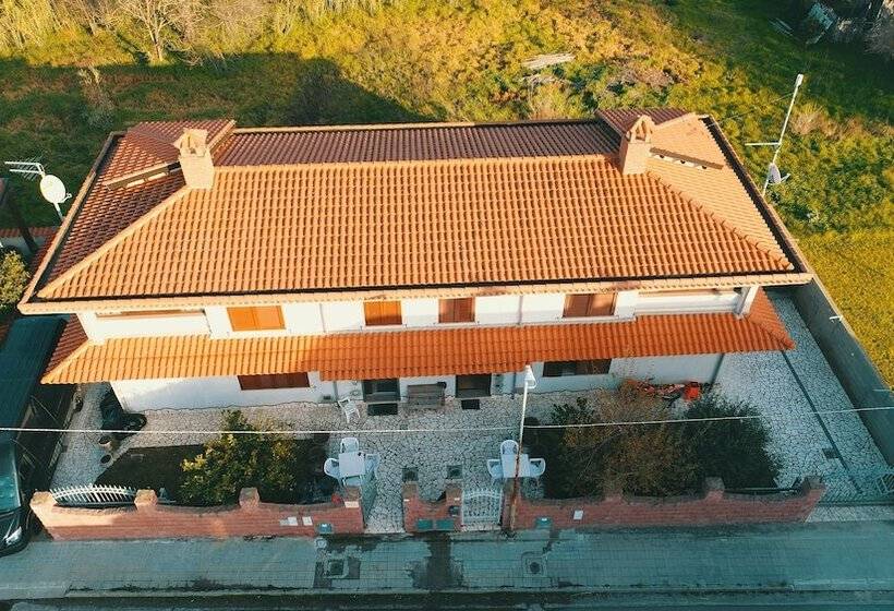 Апартаменты 2 Спальни, Anaelehouserooms Ltb
