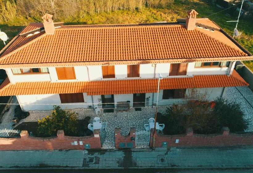 Апартаменты 2 Спальни, Anaelehouserooms Ltb