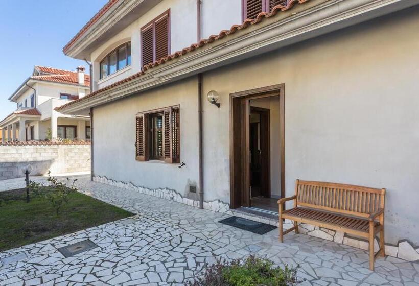 Апартаменты 1 Спальня, Anaelehouserooms Ltb