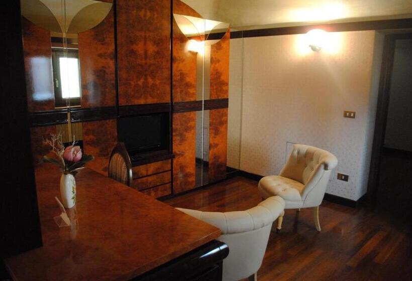 带大床的高级房间, Locanda San Giacomo