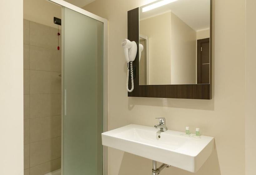 اتاق سوپریور, B&b Hotel Como Camerlata