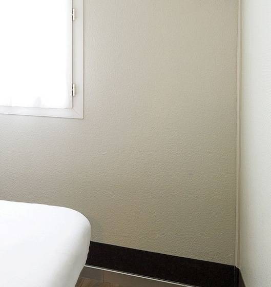 Номер Стандарт, B&b Hotel Narbonne 2