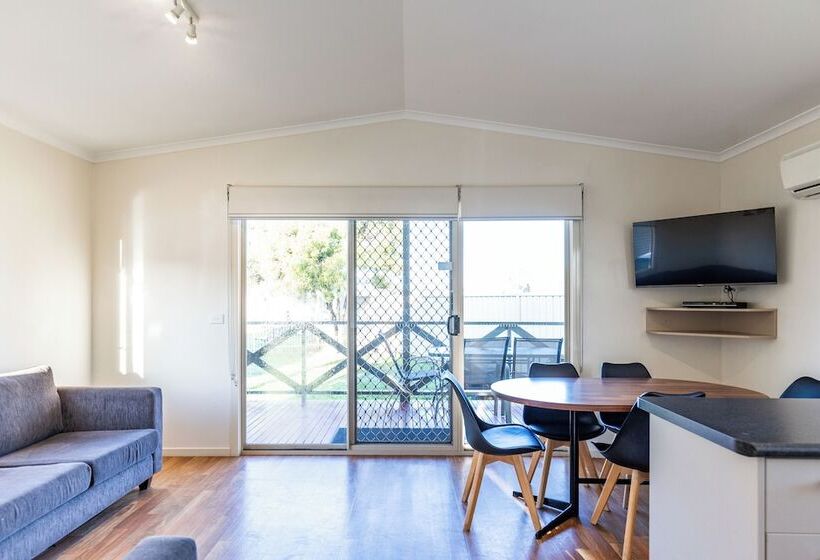 오두막, Nrma Yarrawonga Mulwala Holiday Park