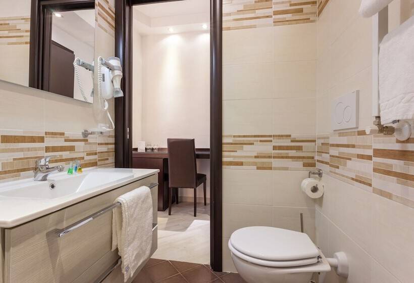 חדר סטנדרט לשלושה, B&b Sol Romae