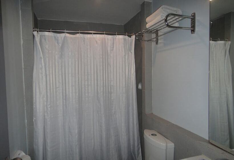 디럭스 룸, Cebu R Hotel Mabolo