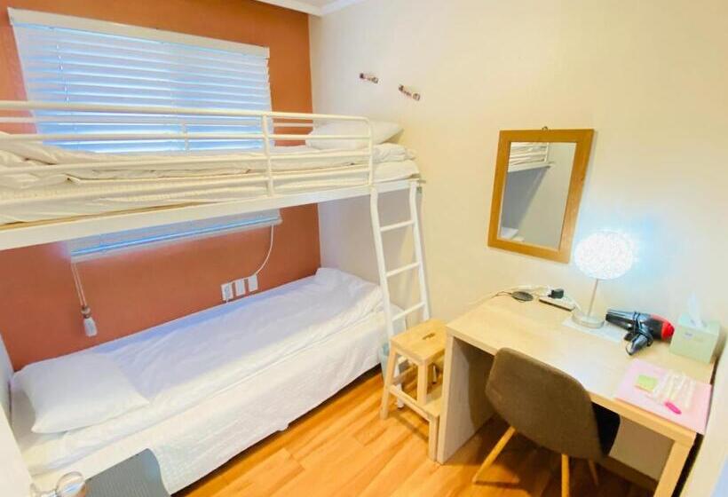 חדר סטנדרט, Aroha Guesthouse Seoul Station