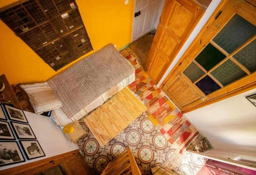 Номер Стандарт Индивидуальный, Bayt Alice Hostel