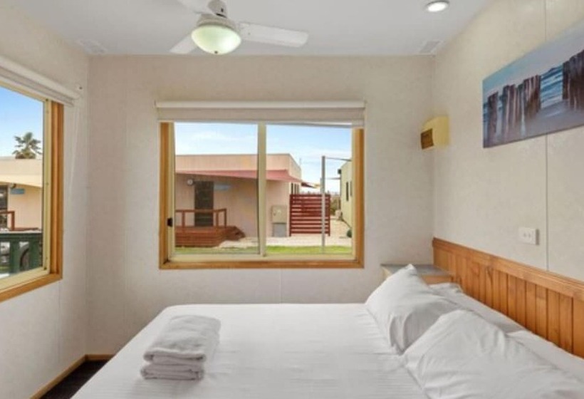 کابین, Discovery Parks  Adelaide Beachfront
